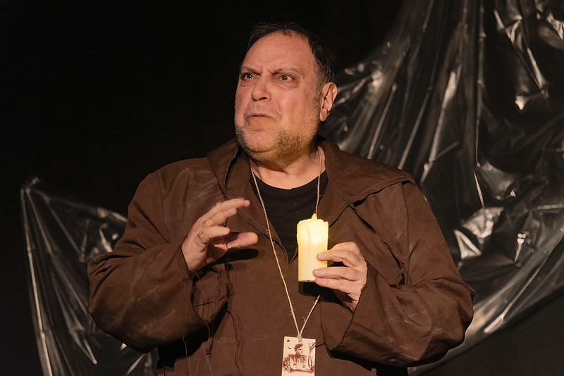 Al Teatro Instabile di Napoli “Aniello Vintitrè” di Salvatore Formisano con Sasà Trapanese