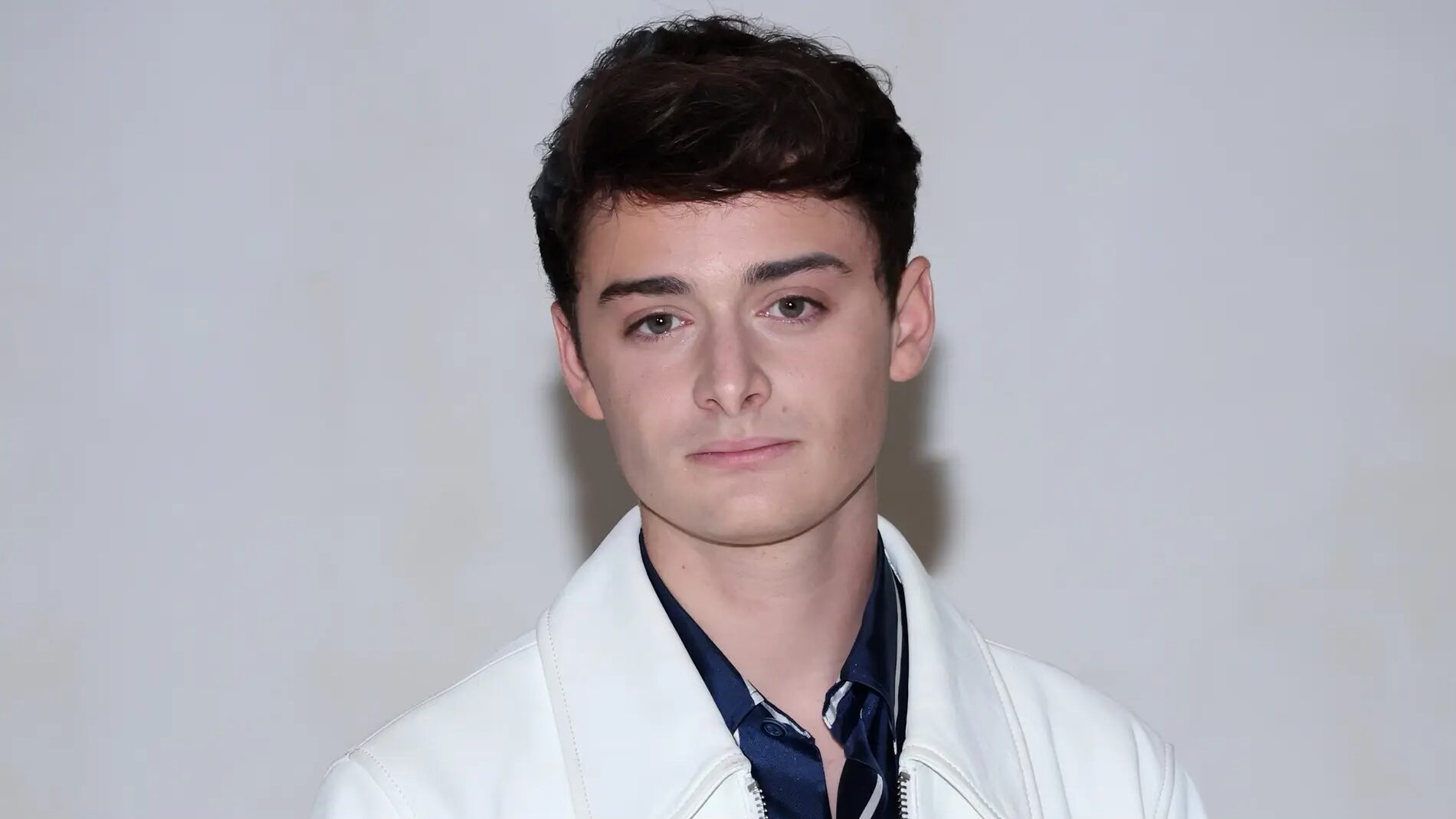 Presentato l’Outdoor Film Festival 2025: Noah Schnapp, da “Stranger Things” tra gli ospiti della terza edizione