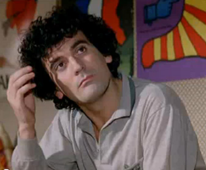 “Ricomincio da tre” di Massimo Troisi stasera su Rai 3 in versione restaurata